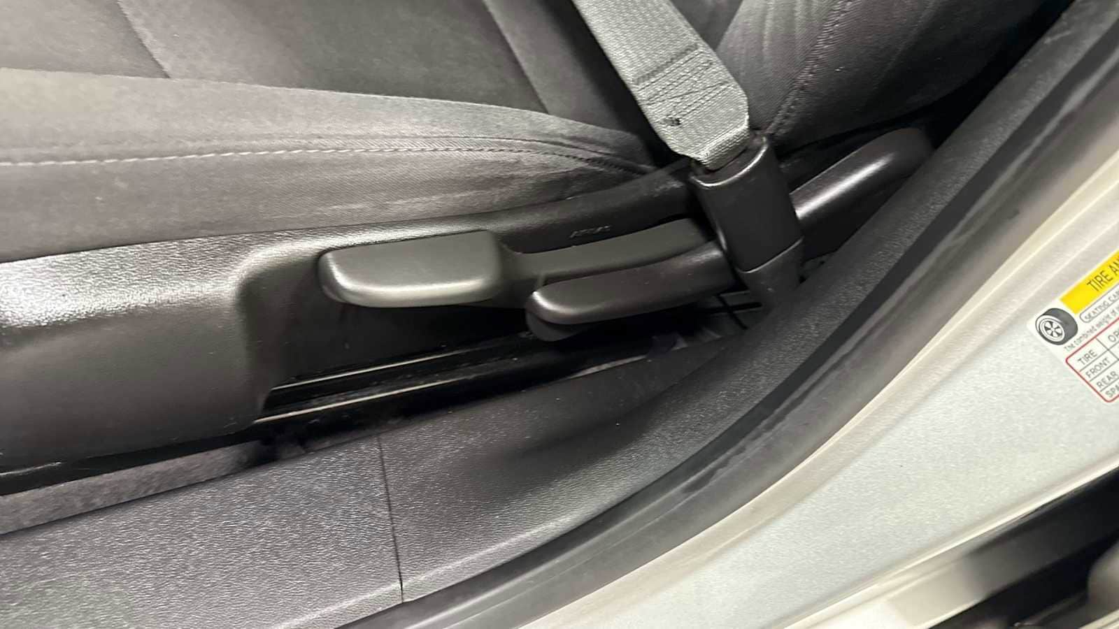 Thumbnail: 2018 Chevrolet Malibu - 14