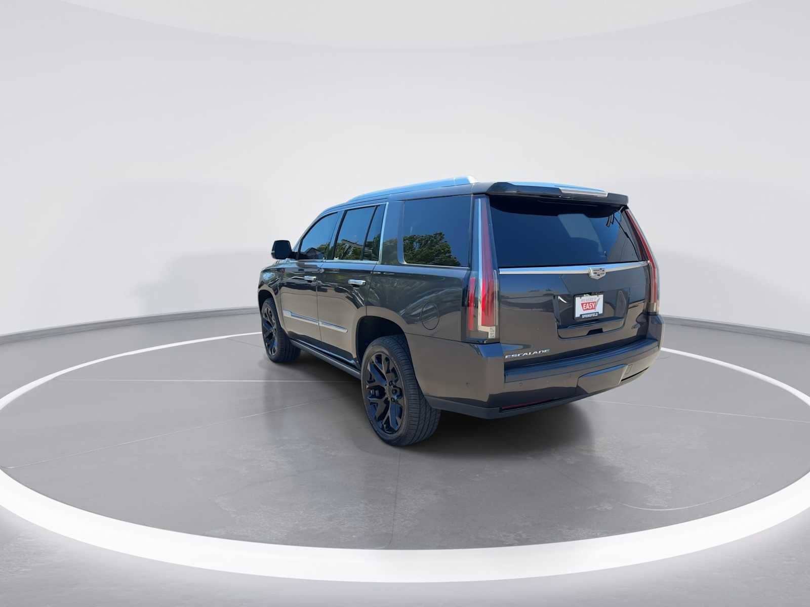 Thumbnail: 2017 Cadillac Escalade - 6