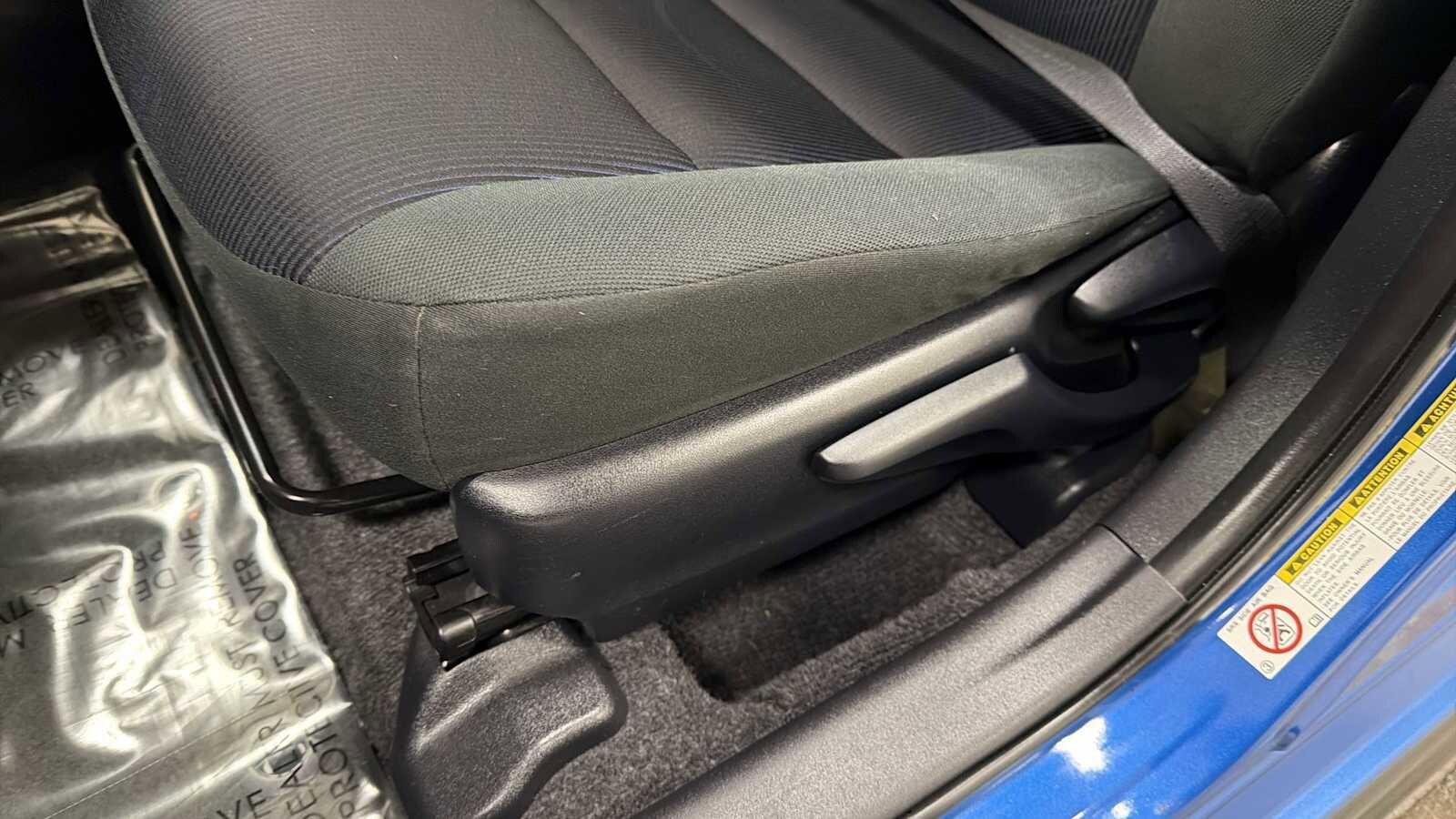 Thumbnail: 2017 Toyota Prius c - 14