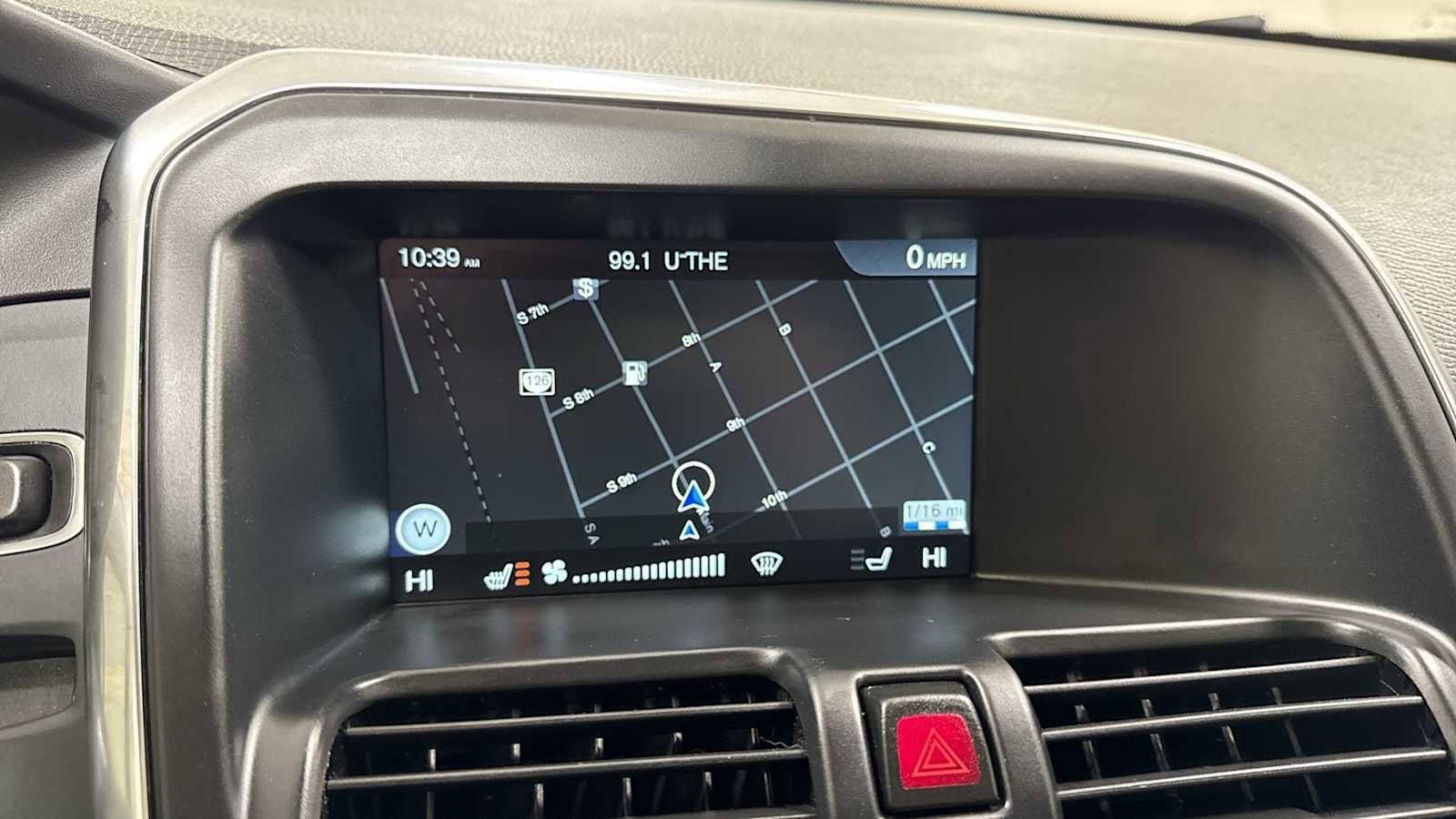 Thumbnail: 2017 Volvo XC60 - 20