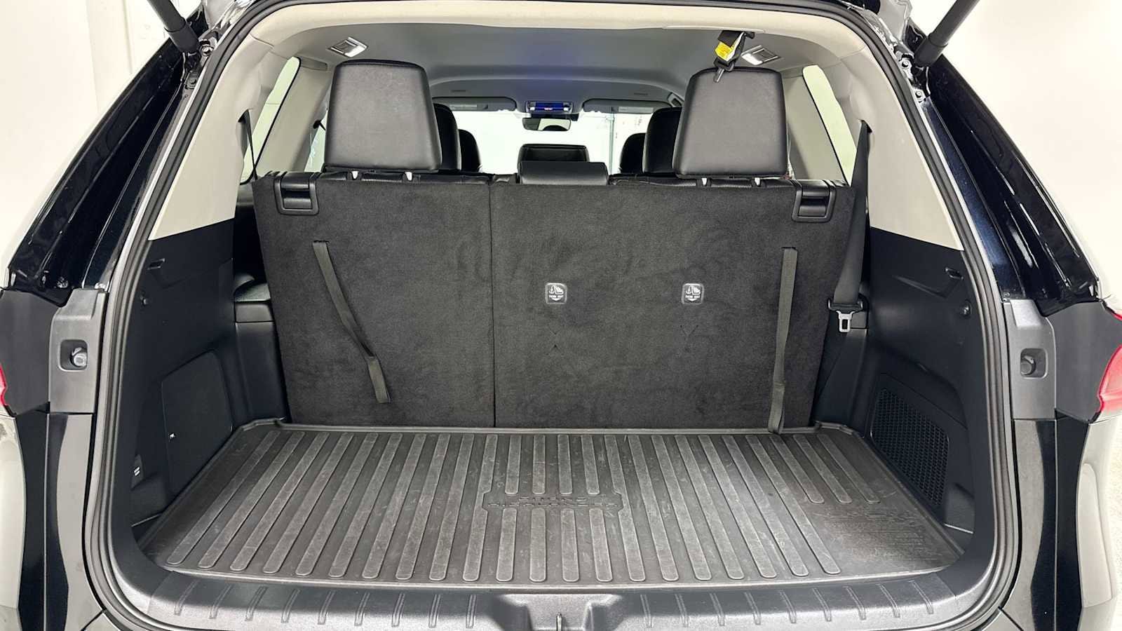 2024 Toyota Grand Highlander Limited 28