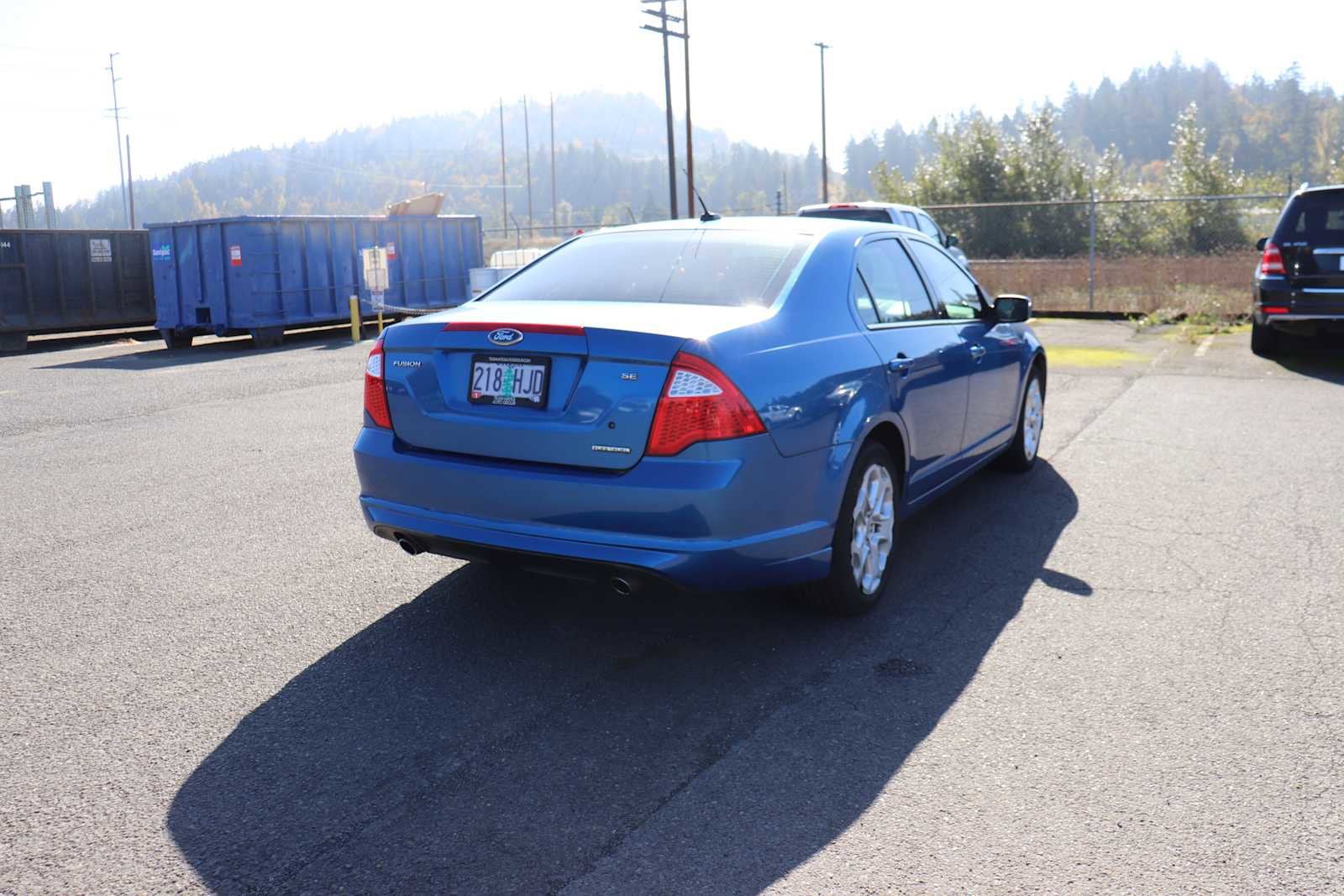 Thumbnail: 2011 Ford Fusion - 5