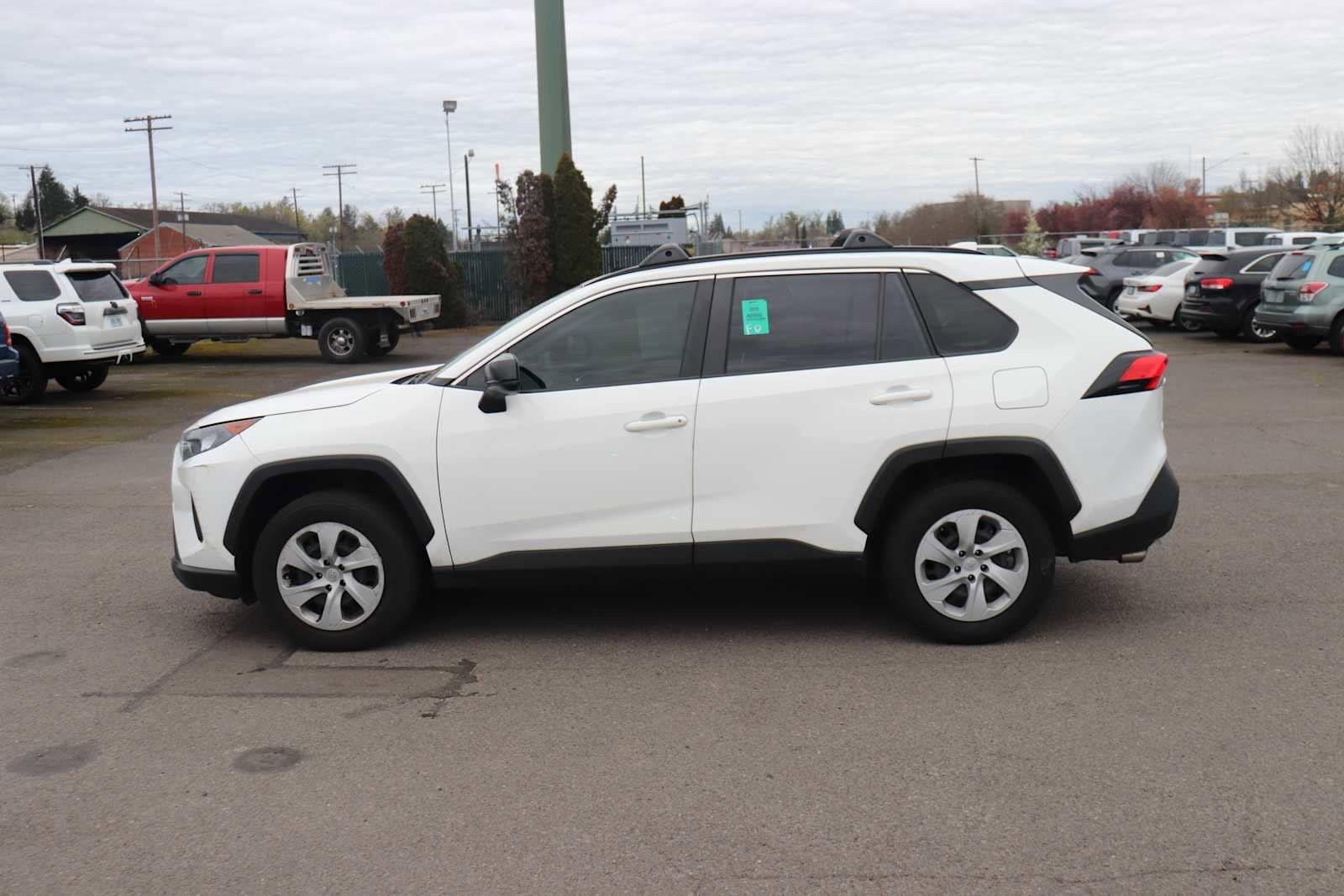 Thumbnail: 2020 Toyota RAV4 - 8