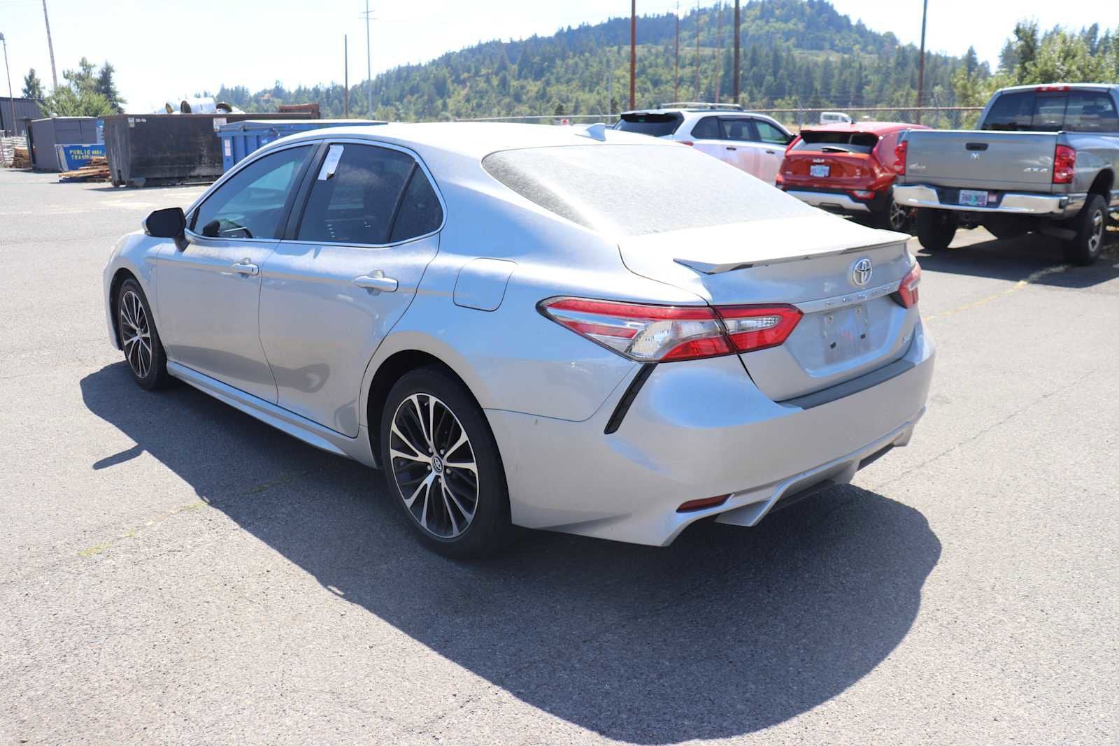 Thumbnail: 2019 Toyota Camry - 7