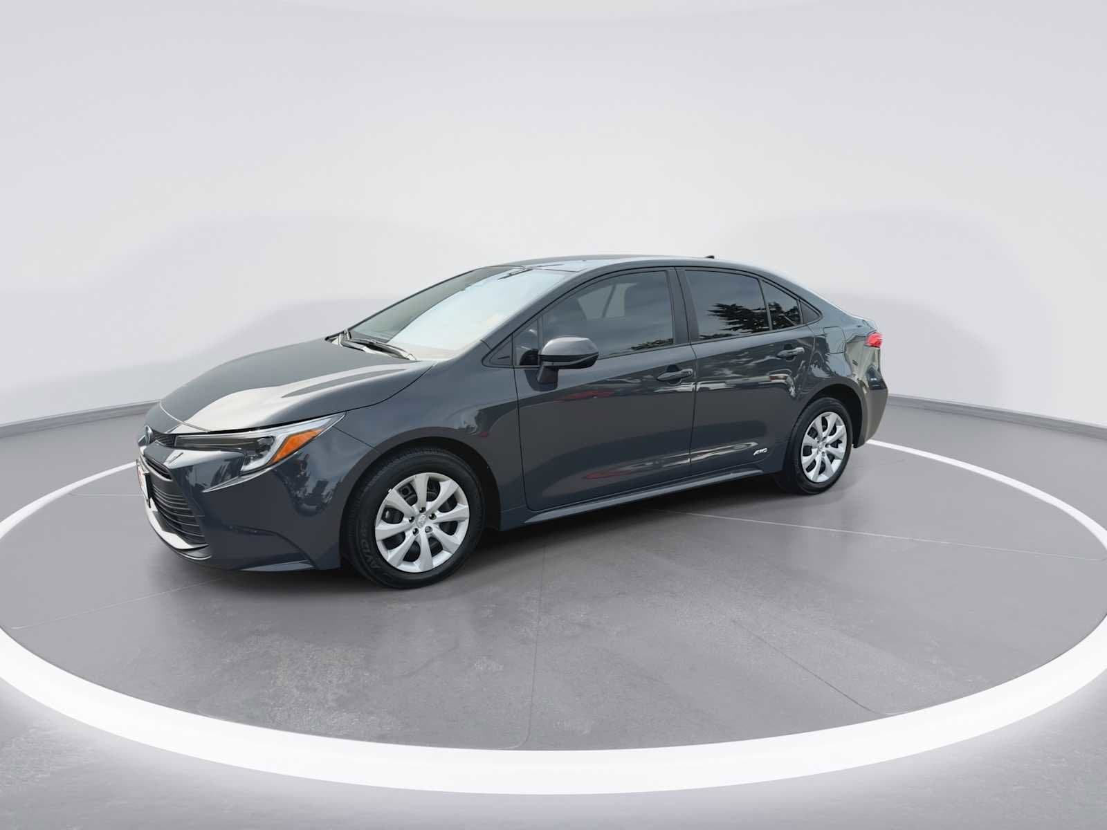 Thumbnail: 2025 Toyota Corolla - 4