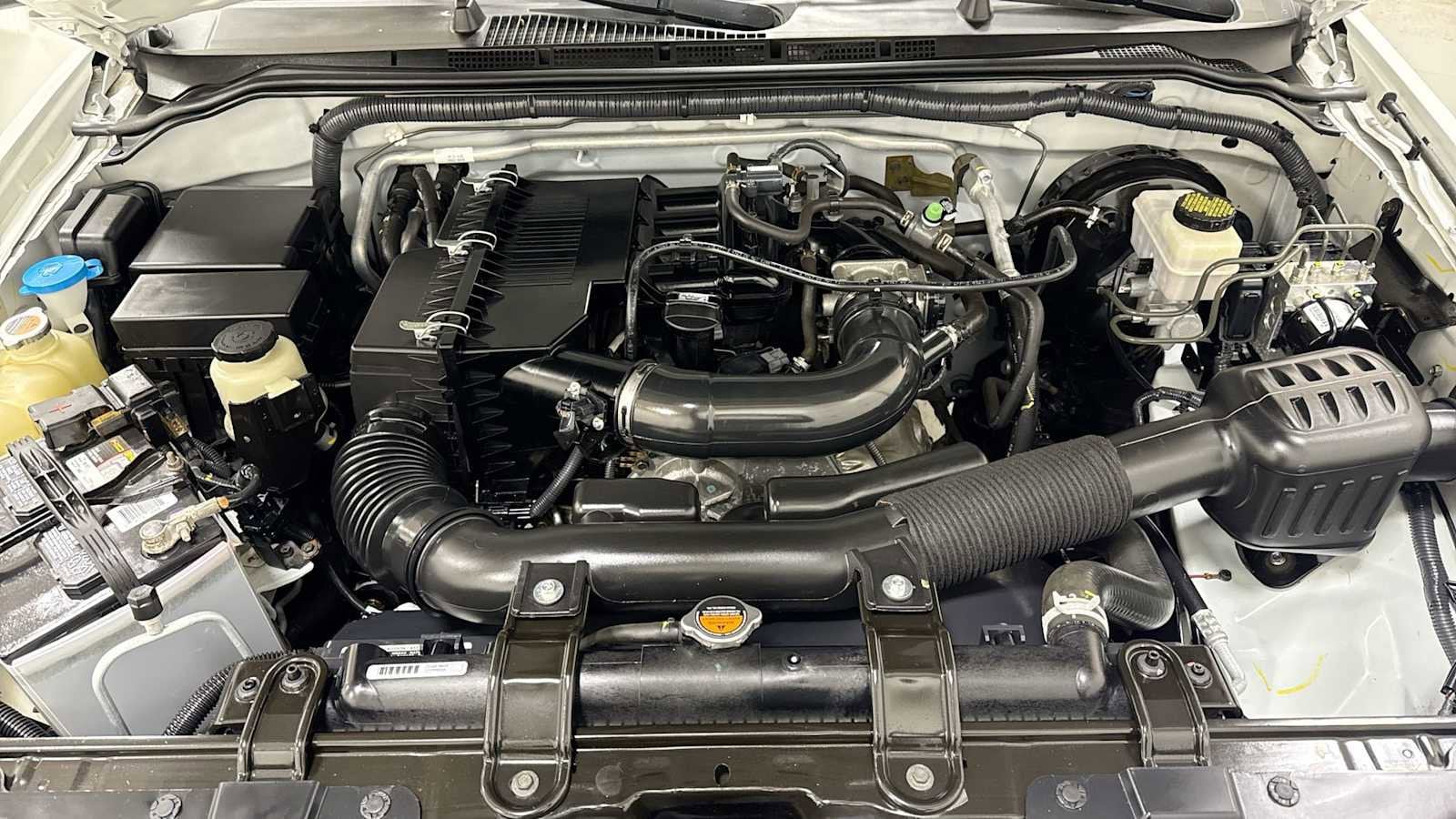 Thumbnail: 2015 Nissan Frontier - 29