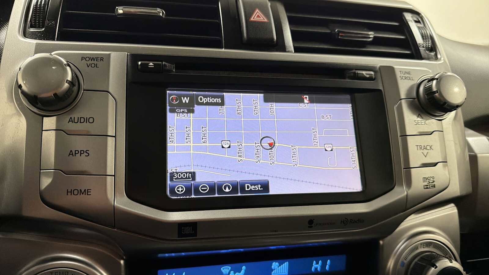 Thumbnail: 2015 Toyota 4Runner - 20