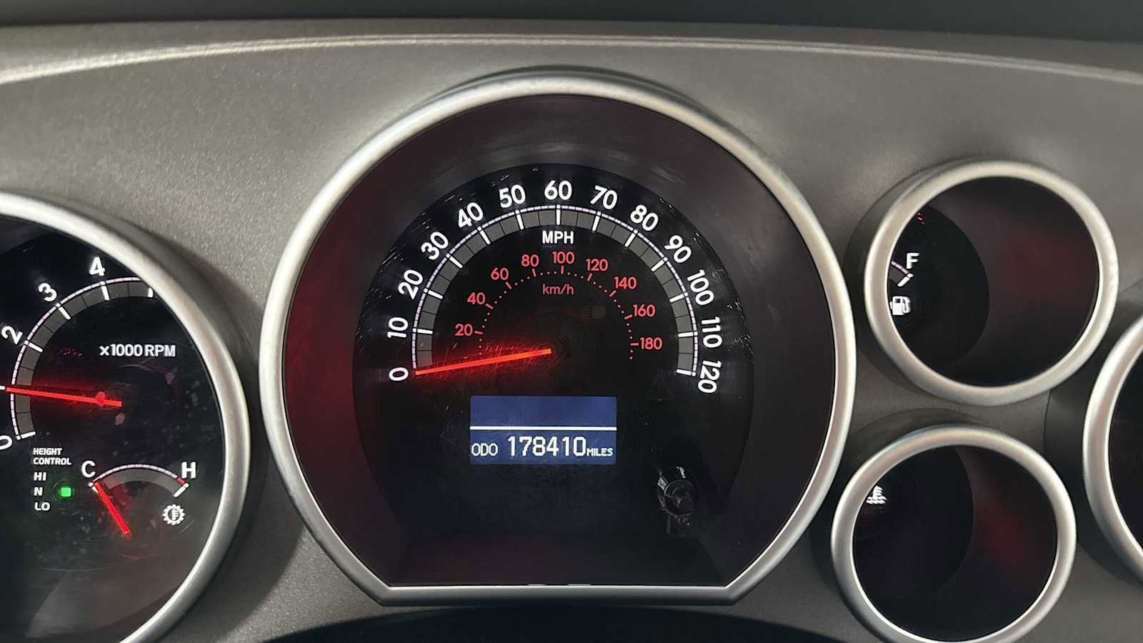 Thumbnail: 2010 Toyota Sequoia - 17