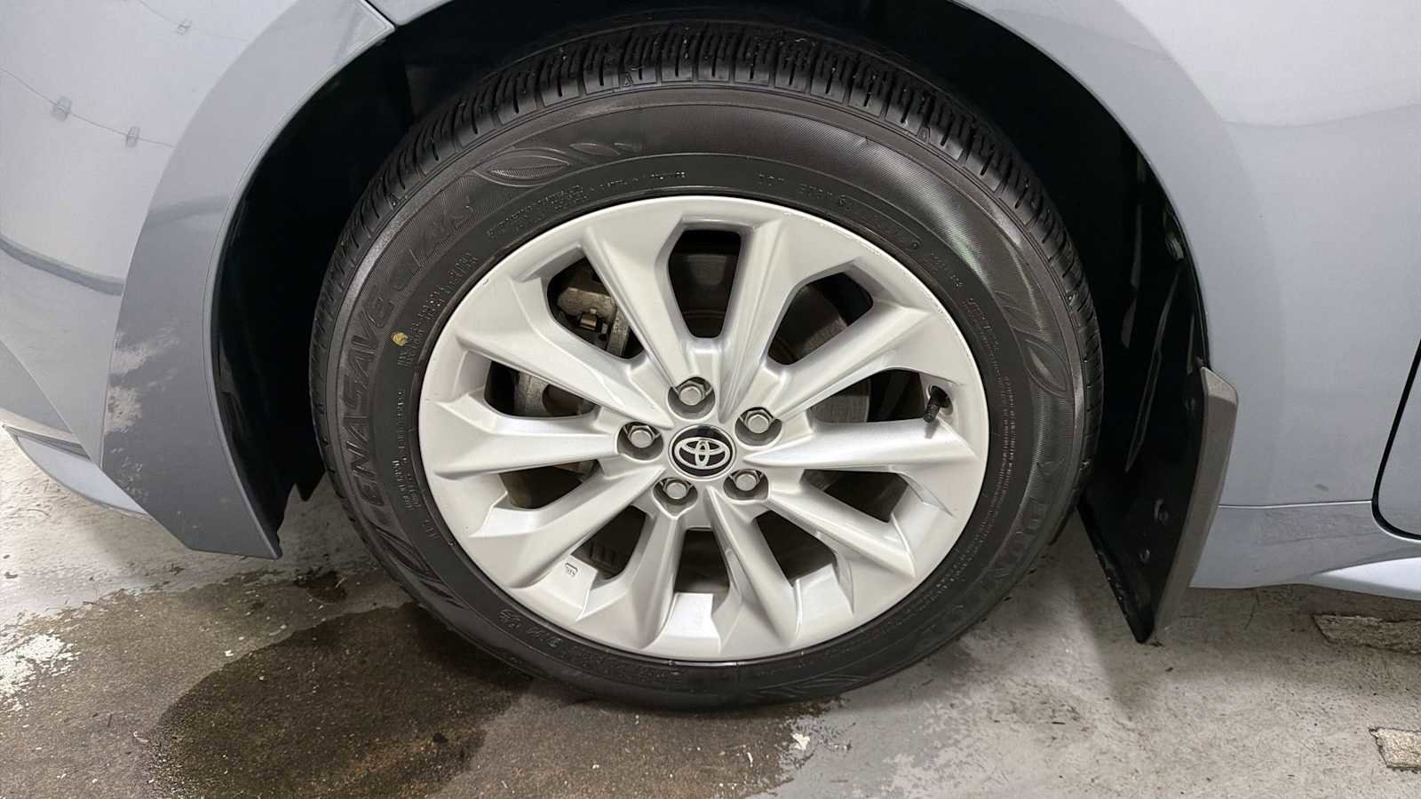 Thumbnail: 2020 Toyota Corolla - 10