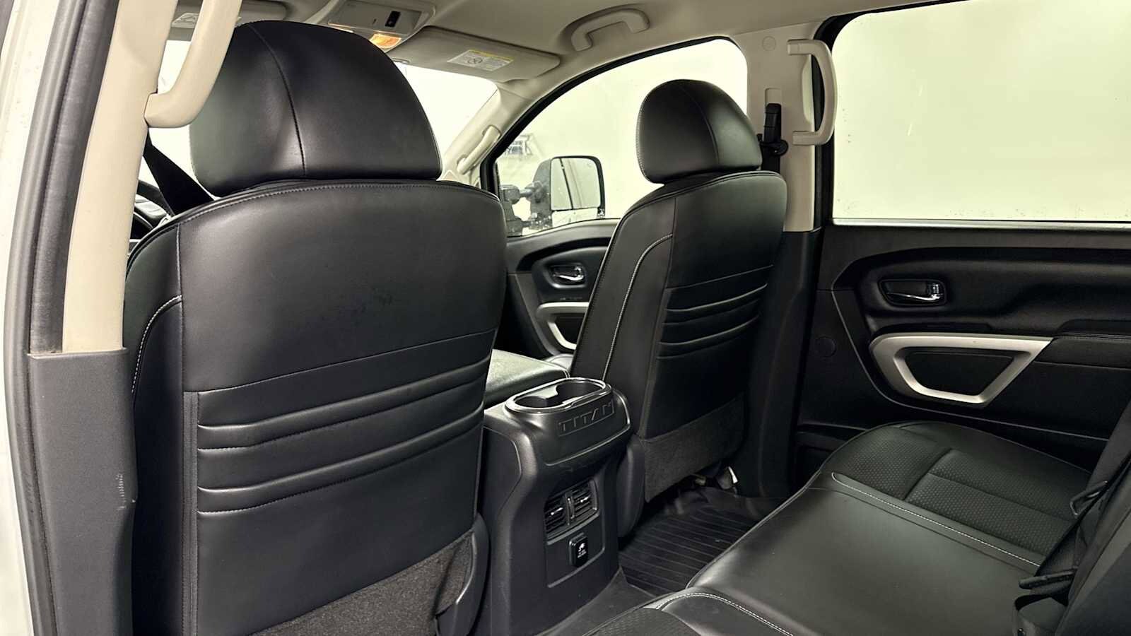 Thumbnail: 2017 Nissan Titan - 25