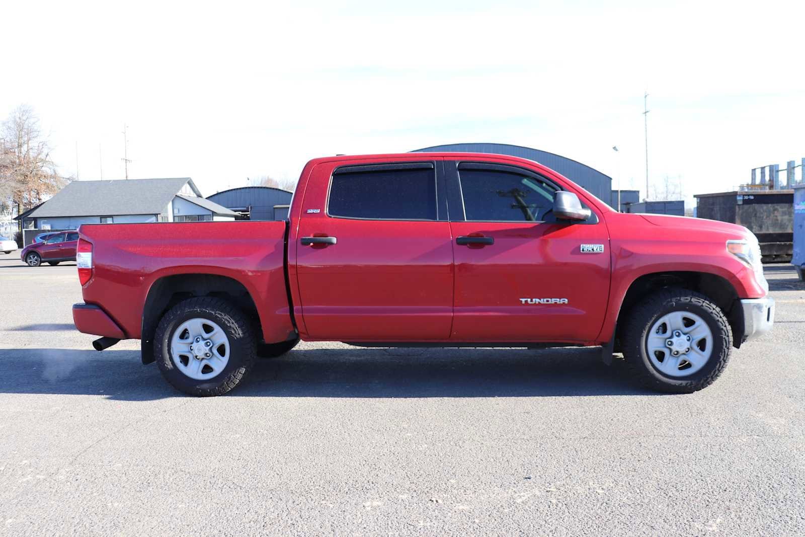 Thumbnail: 2021 Toyota Tundra - 4