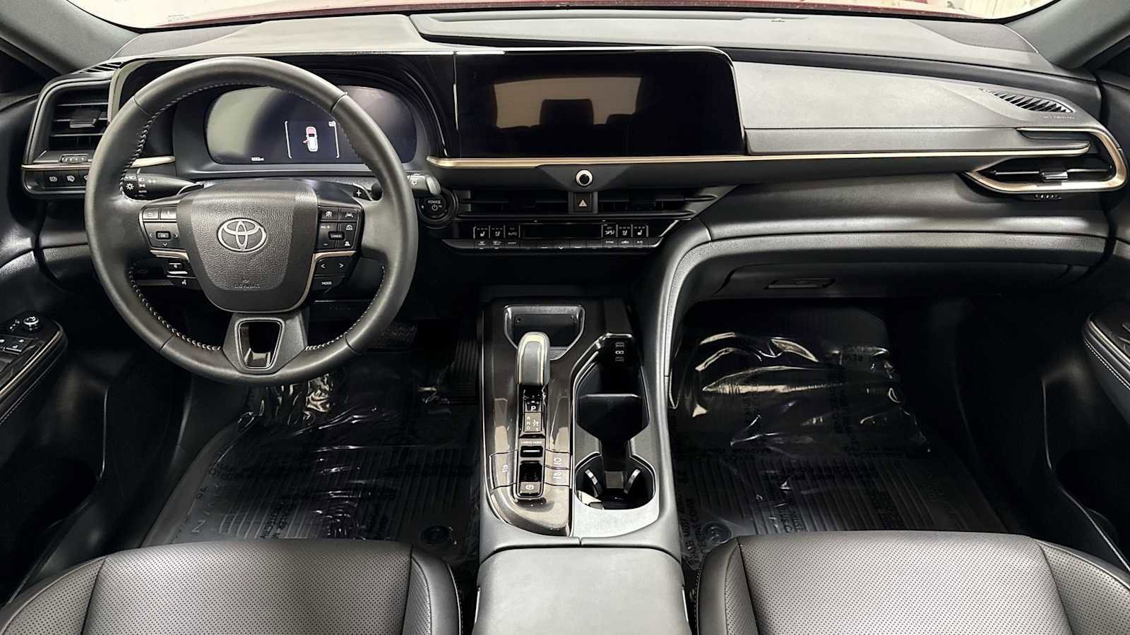 Thumbnail: 2025 Toyota Crown Signia - 26