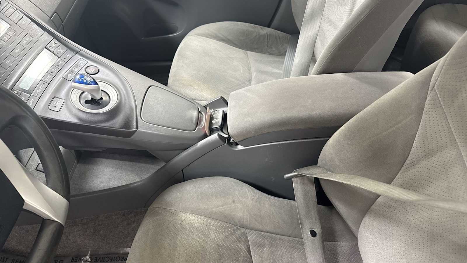 Thumbnail: 2010 Toyota Prius - 21