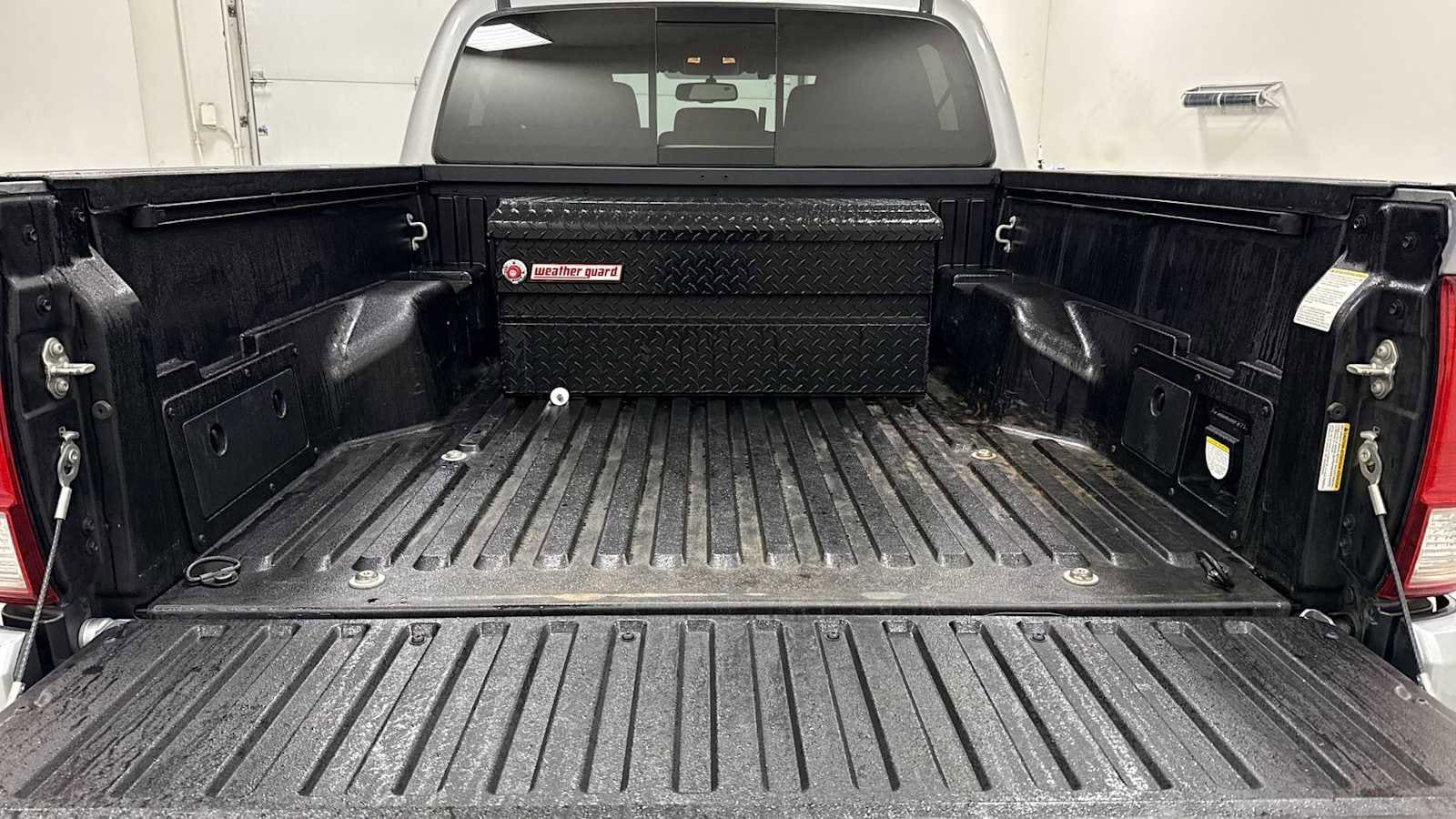 Thumbnail: 2017 Toyota Tacoma - 28