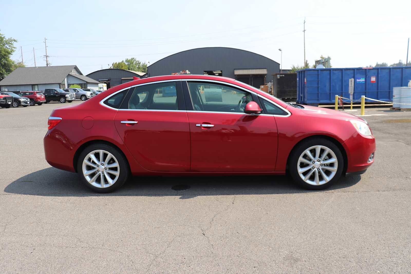 2012 Buick Verano Leather photo 3