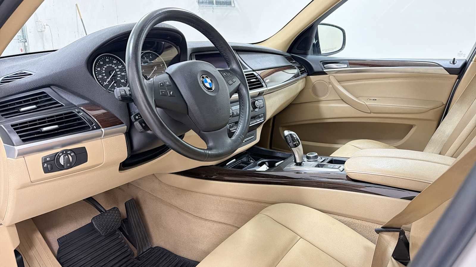 Thumbnail: 2013 BMW X5 - 13