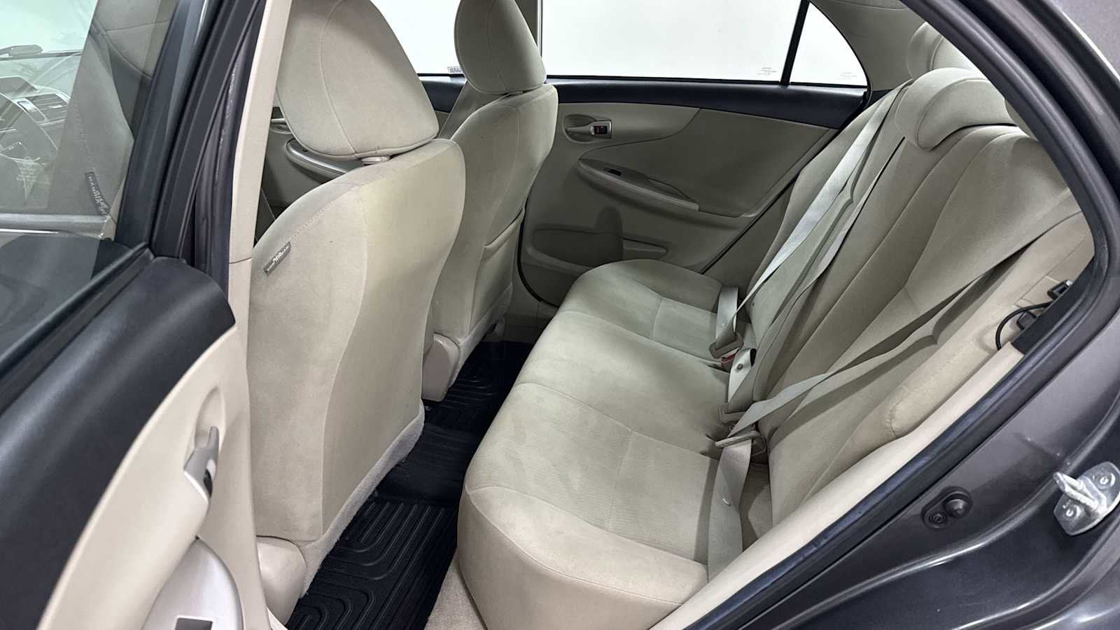 Thumbnail: 2012 Toyota Corolla - 22