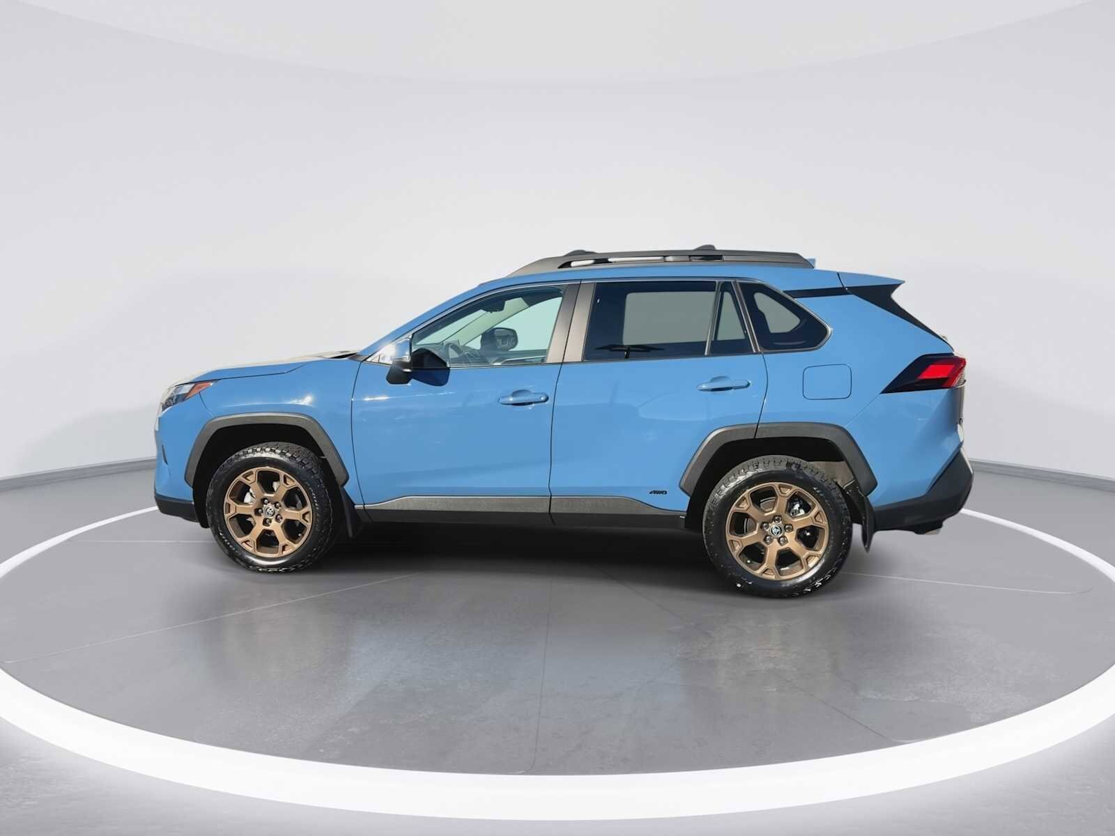 Thumbnail: 2023 Toyota RAV4 - 5