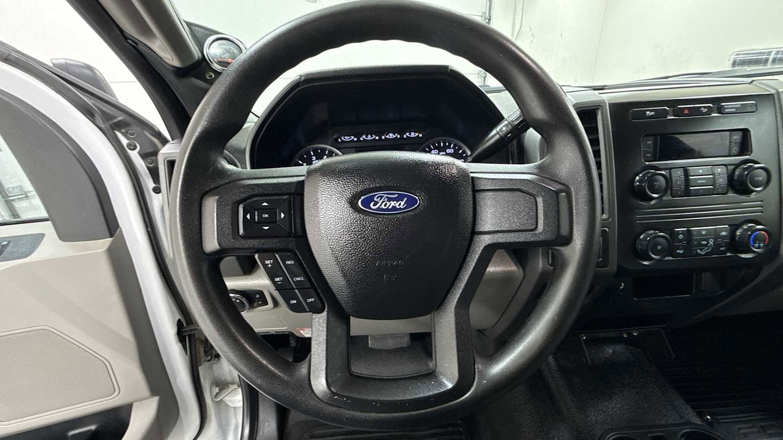 Thumbnail: 2017 Ford F-250 - 16