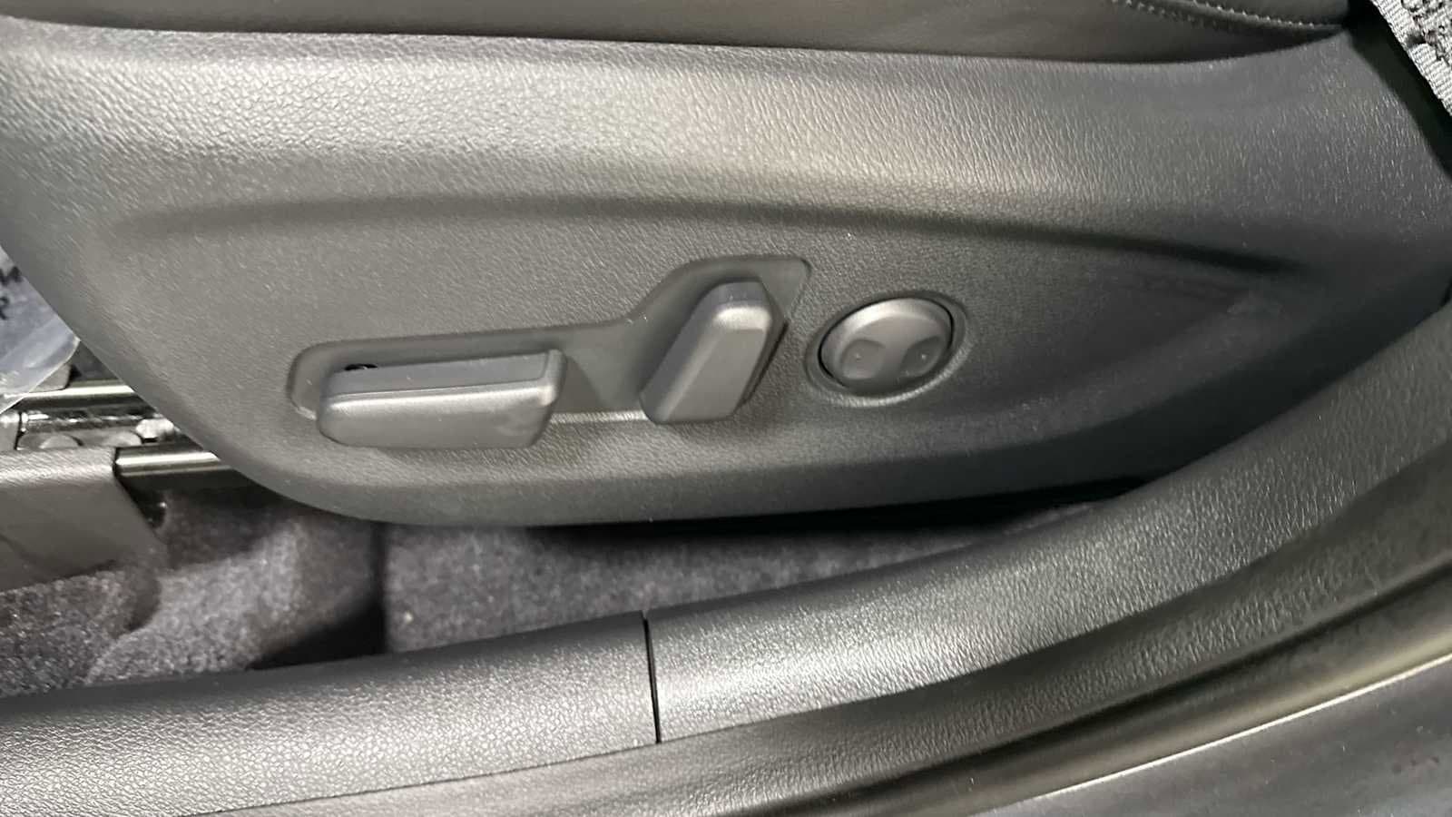 Thumbnail: 2021 Hyundai Tucson - 14