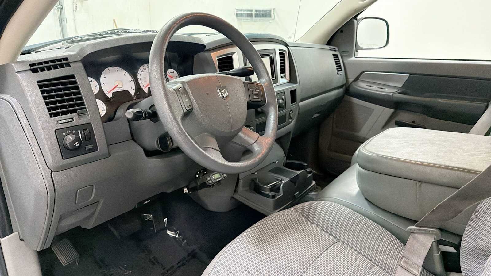 Thumbnail: 2008 Dodge Ram 1500 - 12