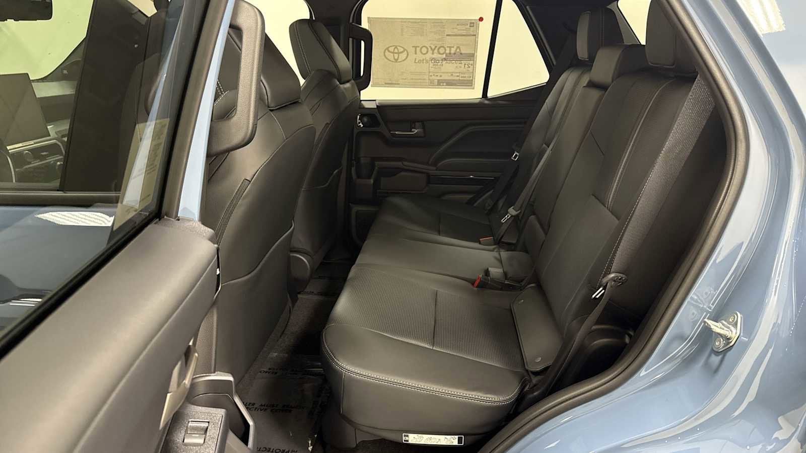 Thumbnail: 2025 Toyota 4Runner - 25