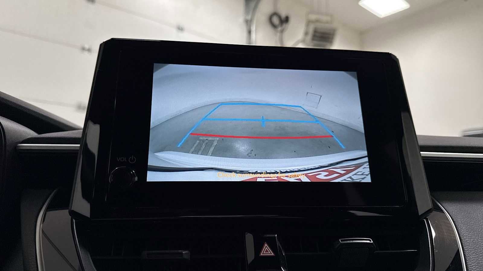 Thumbnail: 2025 Toyota Corolla - 19