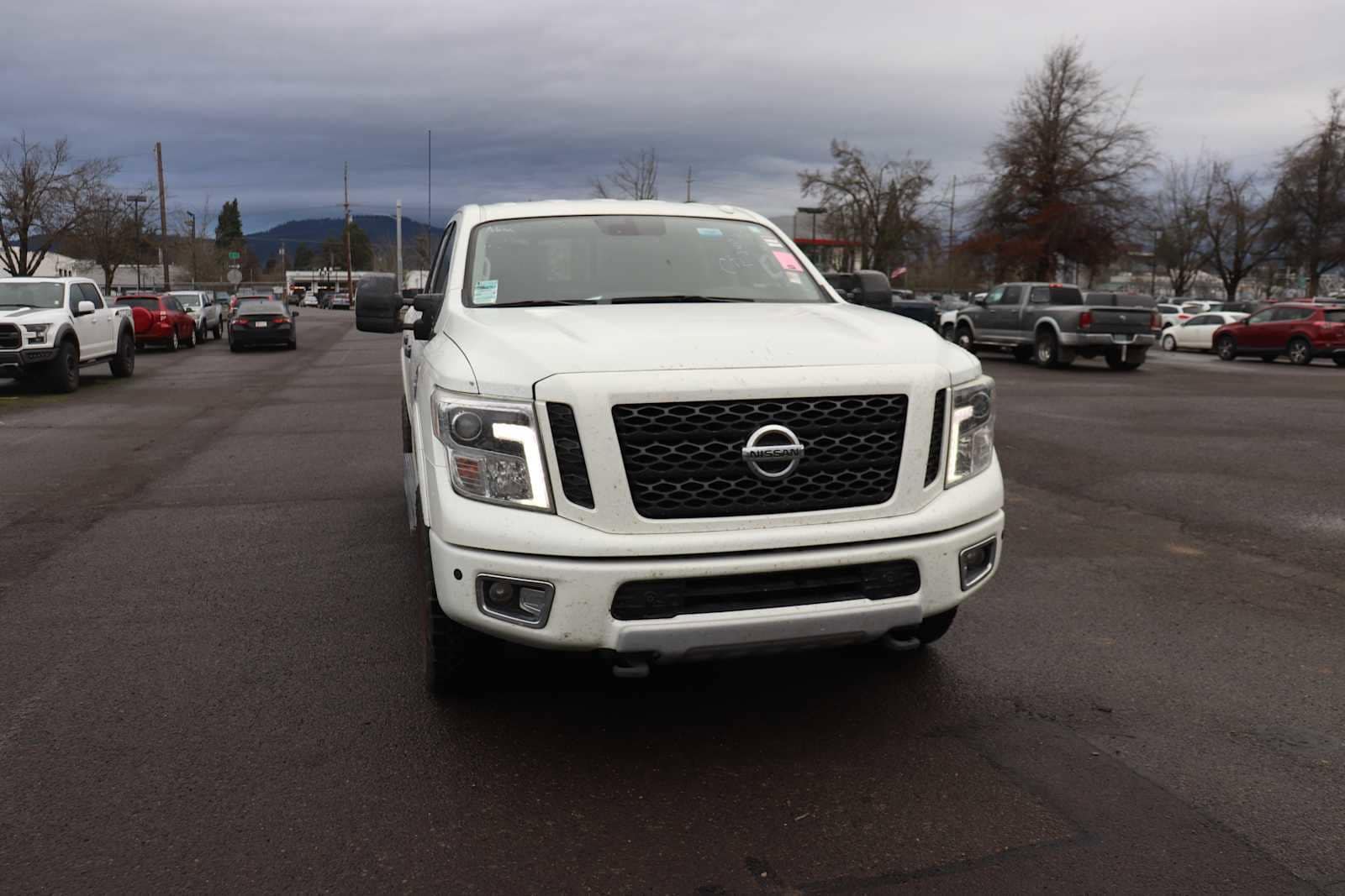 Thumbnail: 2017 Nissan Titan - 3