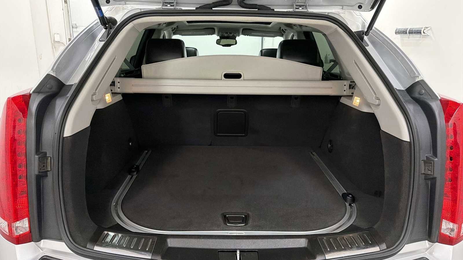Thumbnail: 2012 Cadillac SRX - 28