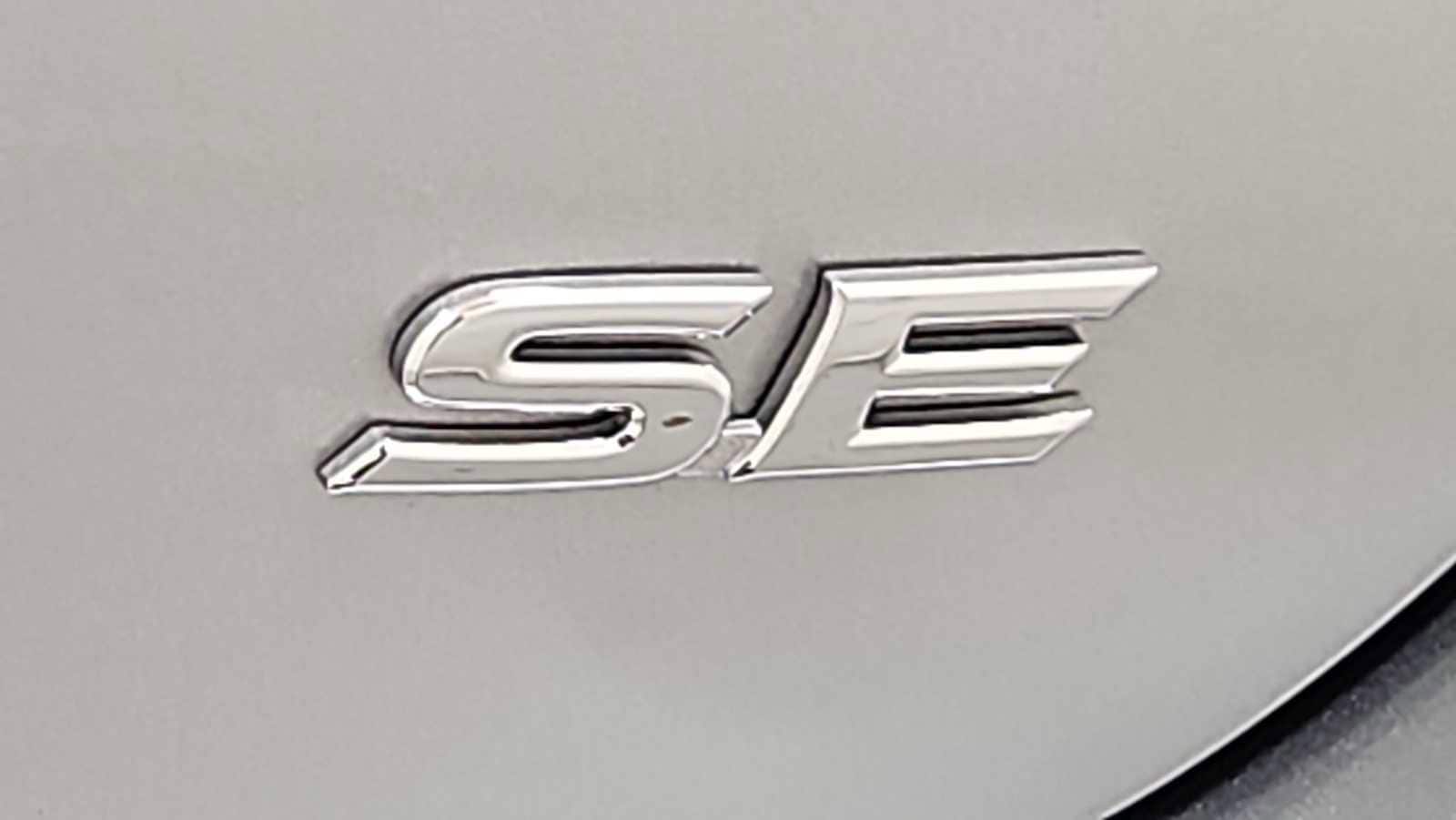 Thumbnail: 2018 Toyota Camry - 28