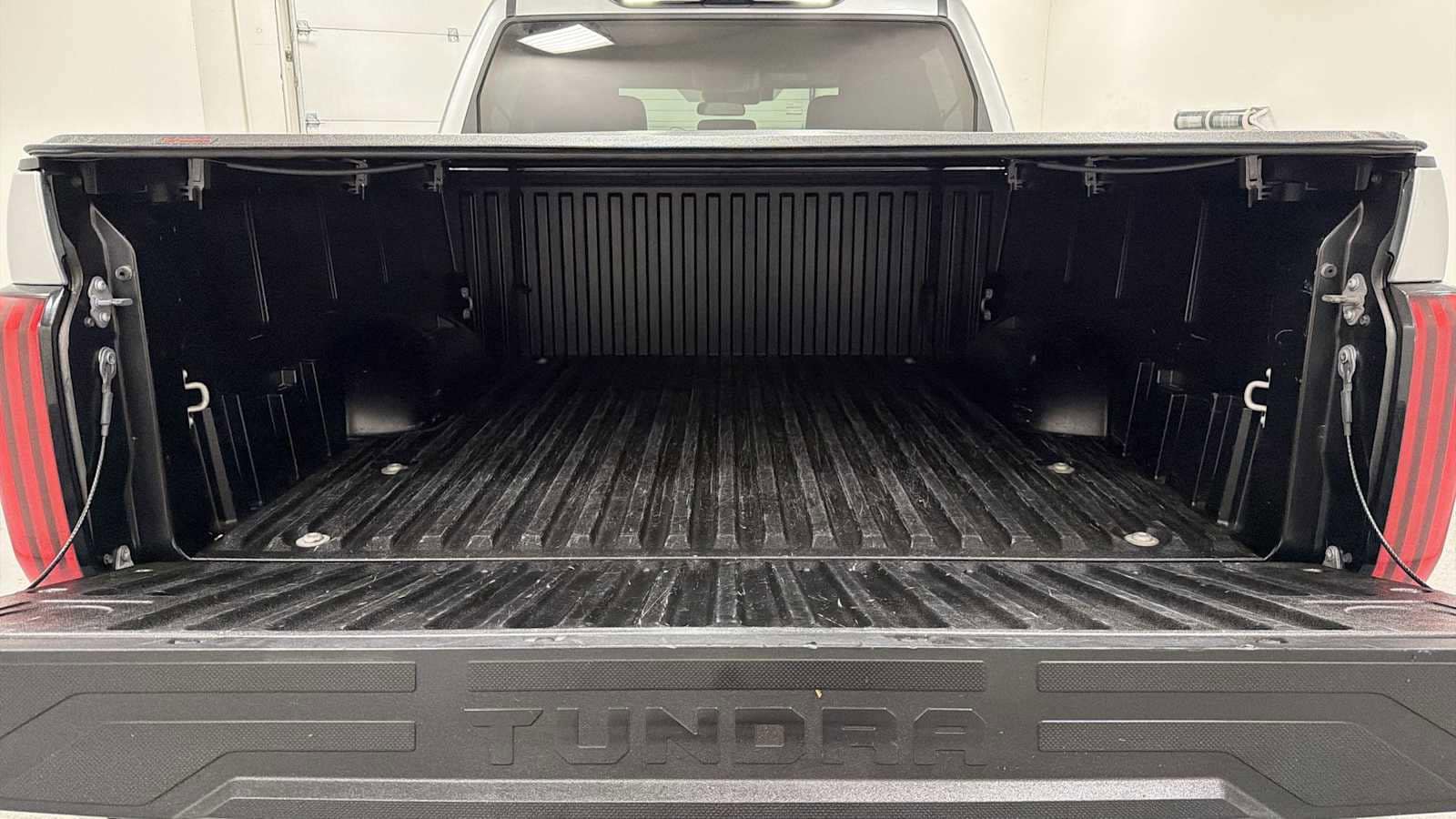 Thumbnail: 2023 Toyota Tundra - 28