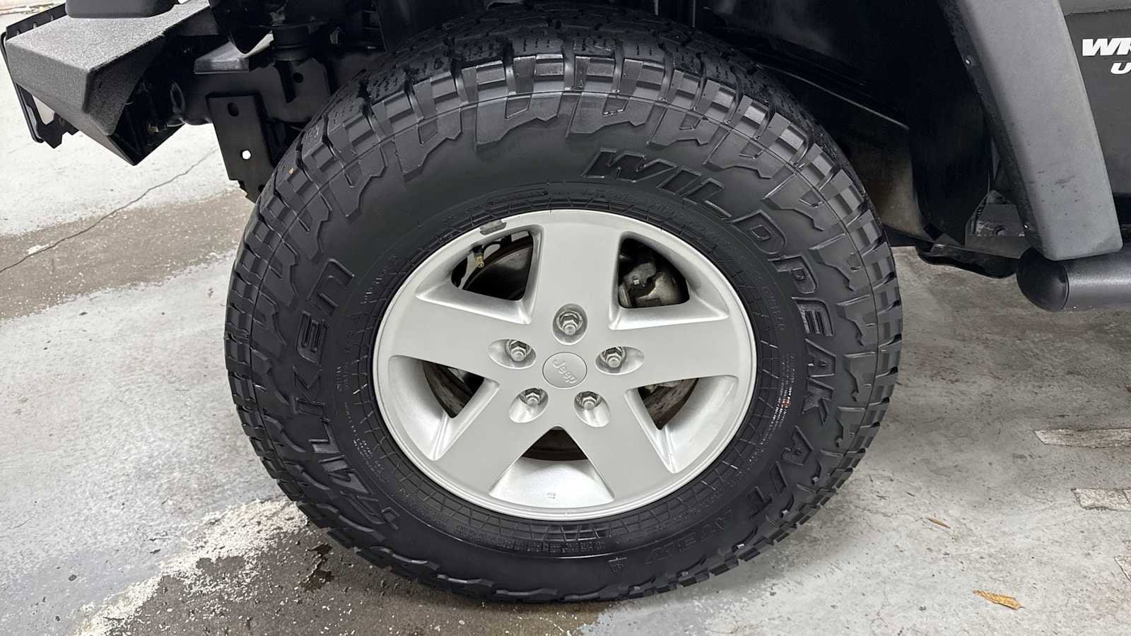 Thumbnail: 2013 Jeep Wrangler - 10