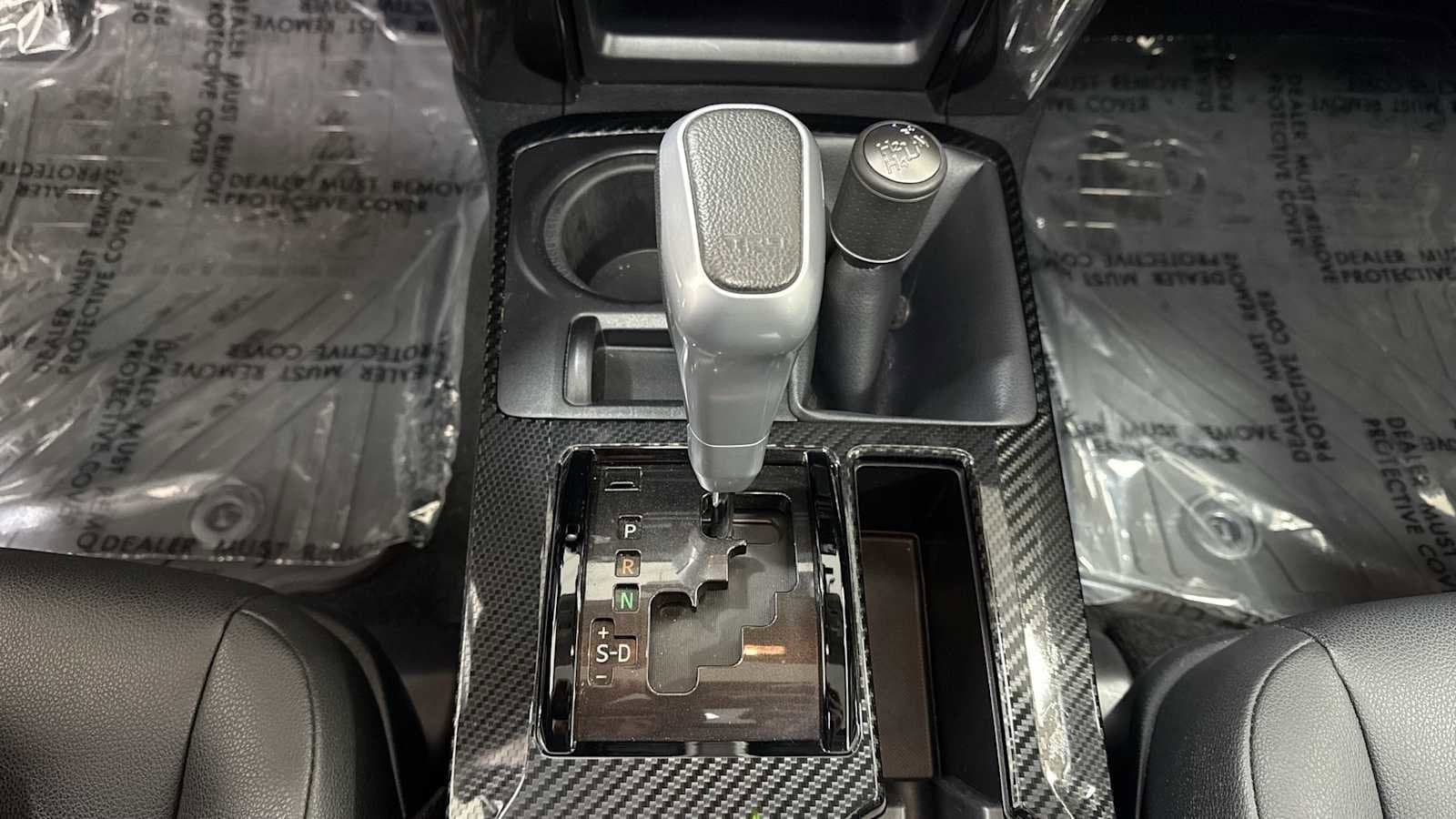 Thumbnail: 2022 Toyota 4Runner - 22