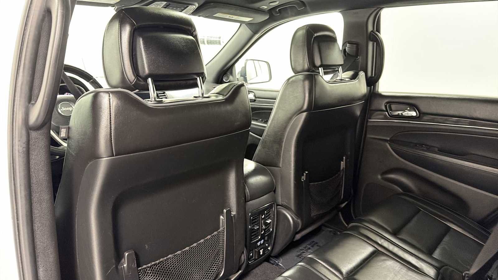 Thumbnail: 2019 Jeep Grand Cherokee - 26