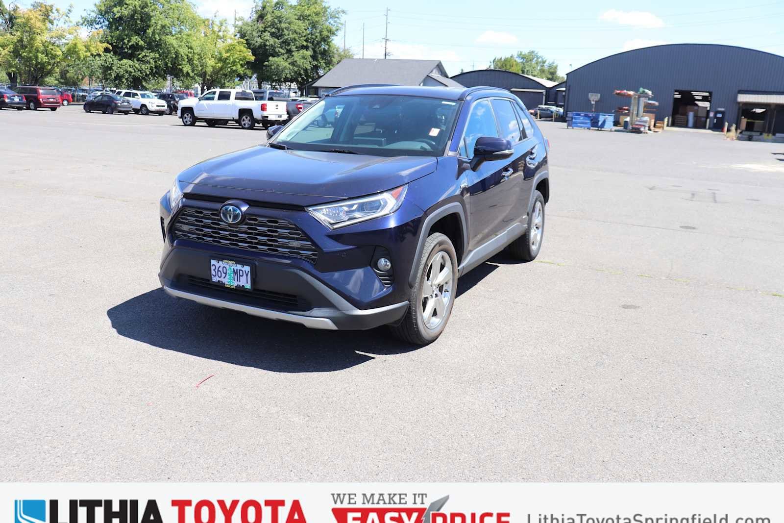 Thumbnail: 2021 Toyota RAV4 - 1