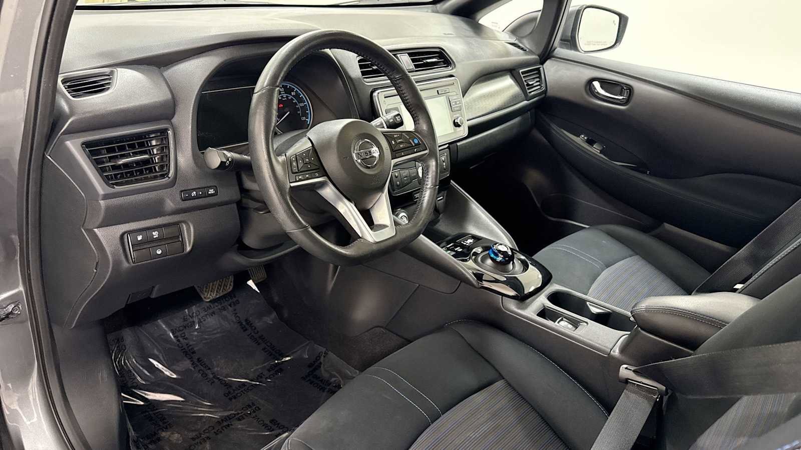 Thumbnail: 2019 Nissan Leaf - 12
