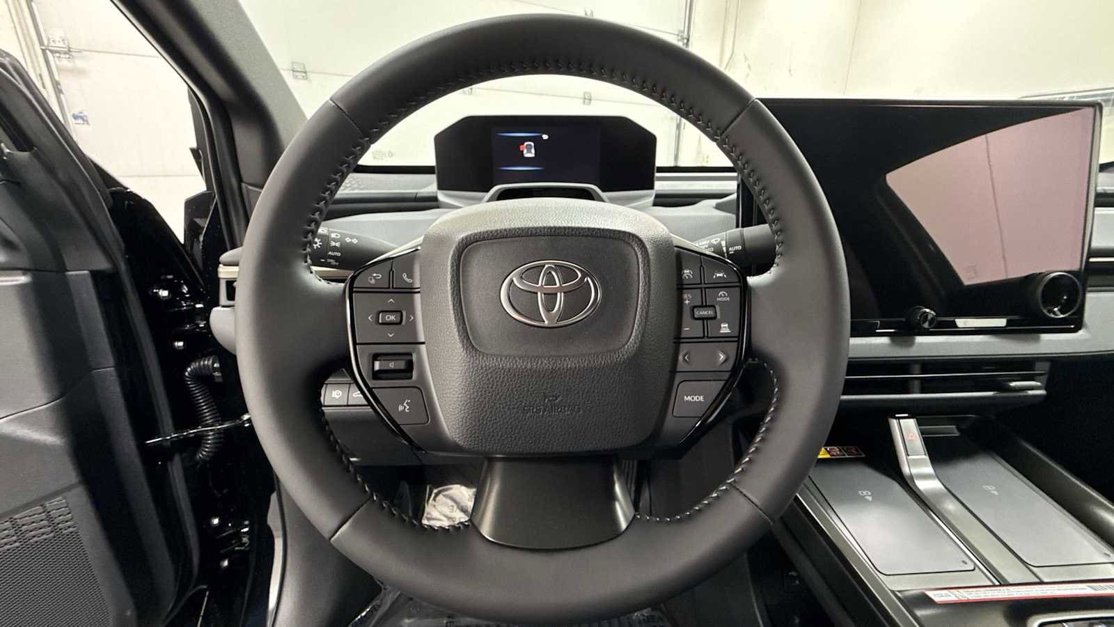 Thumbnail: 2026 Toyota bZ - 16