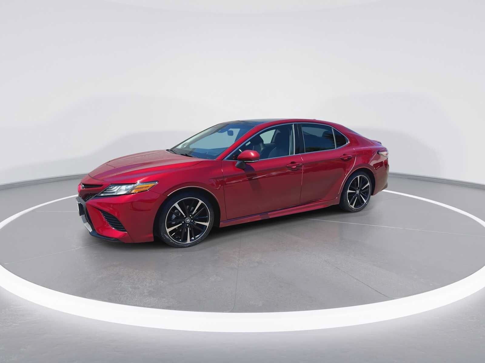 Thumbnail: 2018 Toyota Camry - 4