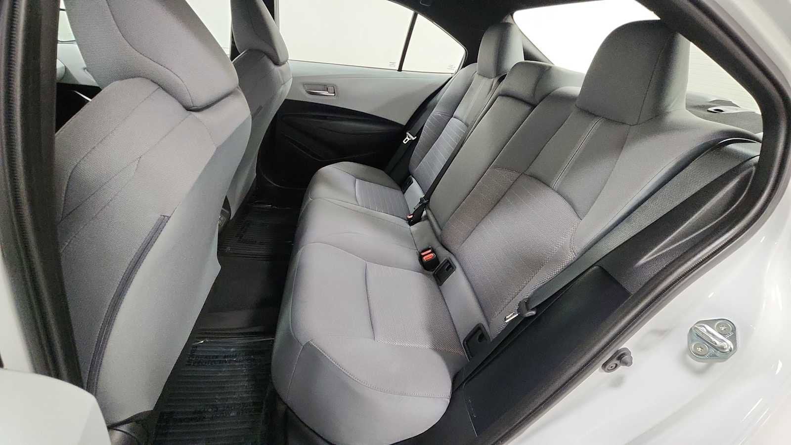 Thumbnail: 2025 Toyota Corolla - 24