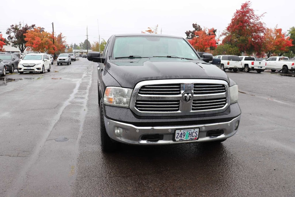 Used 2014 Ram 1500 SLT 5.7L V8 HEMI MDS VVT Truck Crew Cab