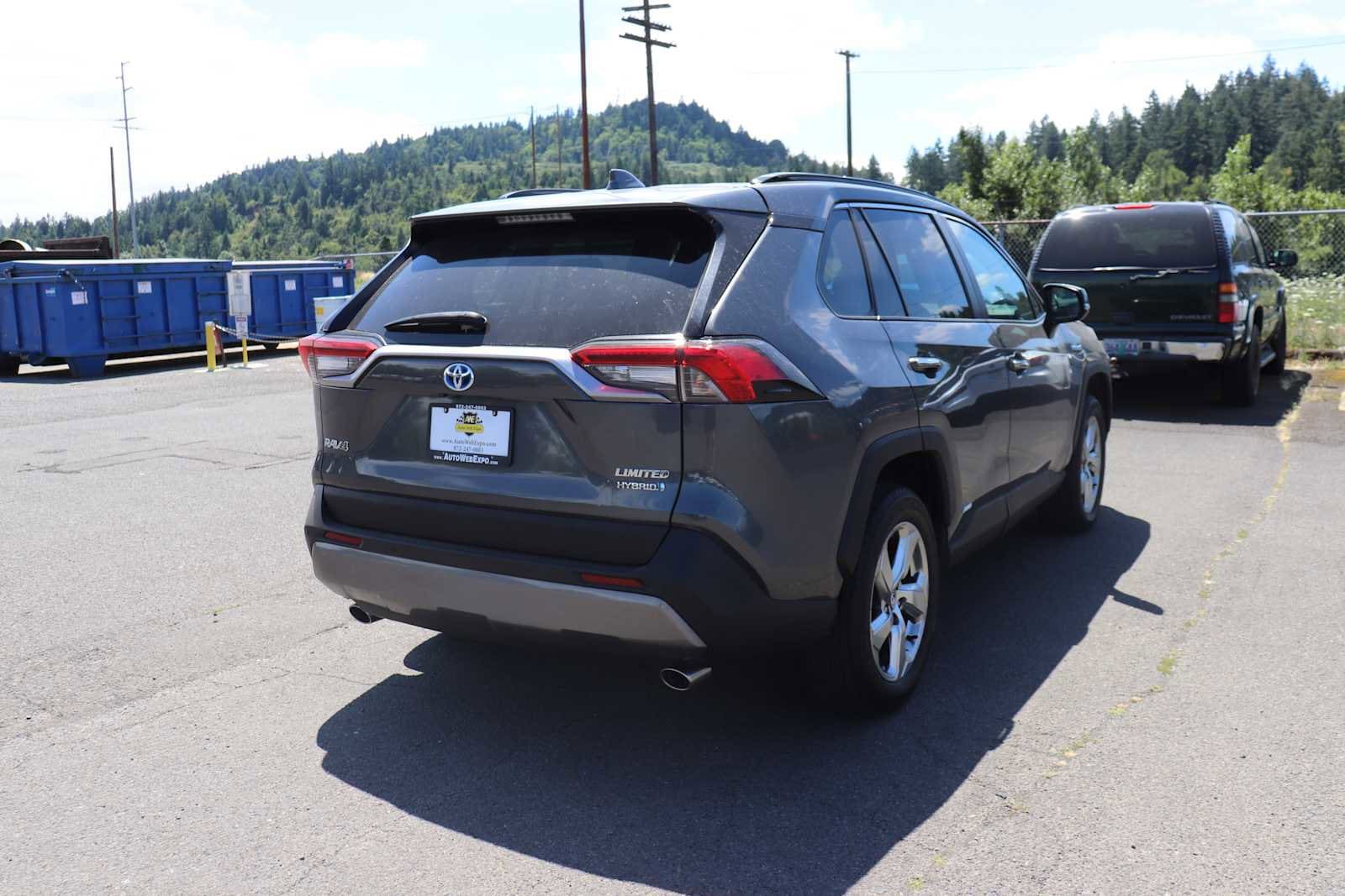 Thumbnail: 2020 Toyota RAV4 - 5