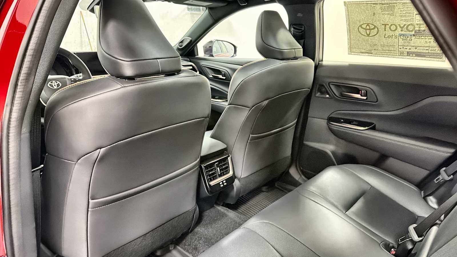 2026 Toyota Crown Signia Limited - Photo 26