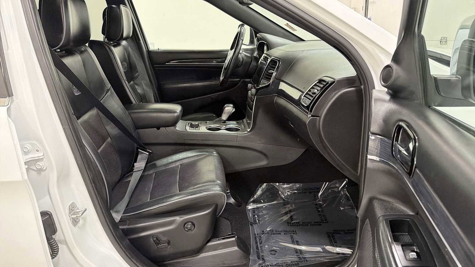 Thumbnail: 2019 Jeep Grand Cherokee - 30