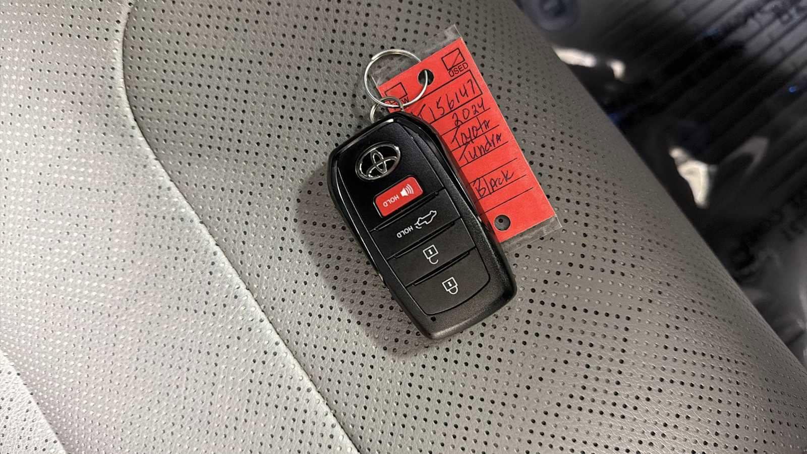 Thumbnail: 2024 Toyota Tundra - 31