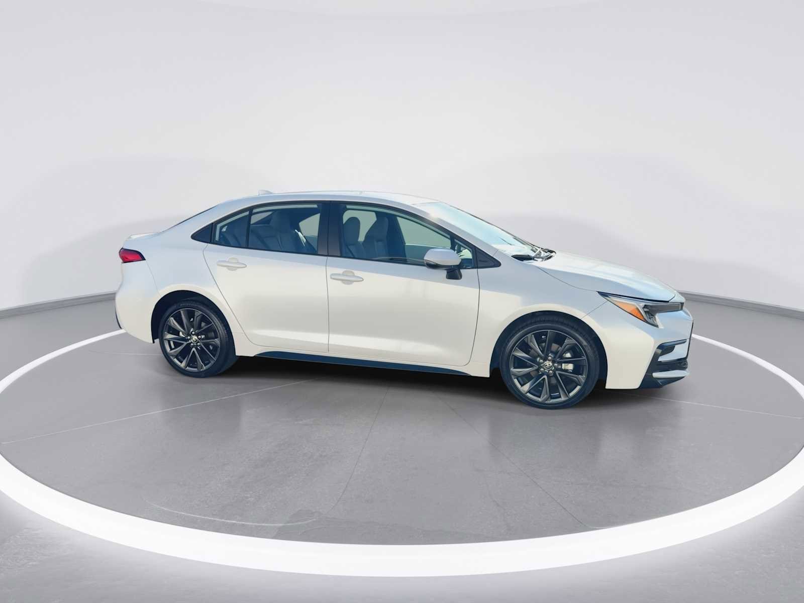 Thumbnail: 2026 Toyota Corolla - 9