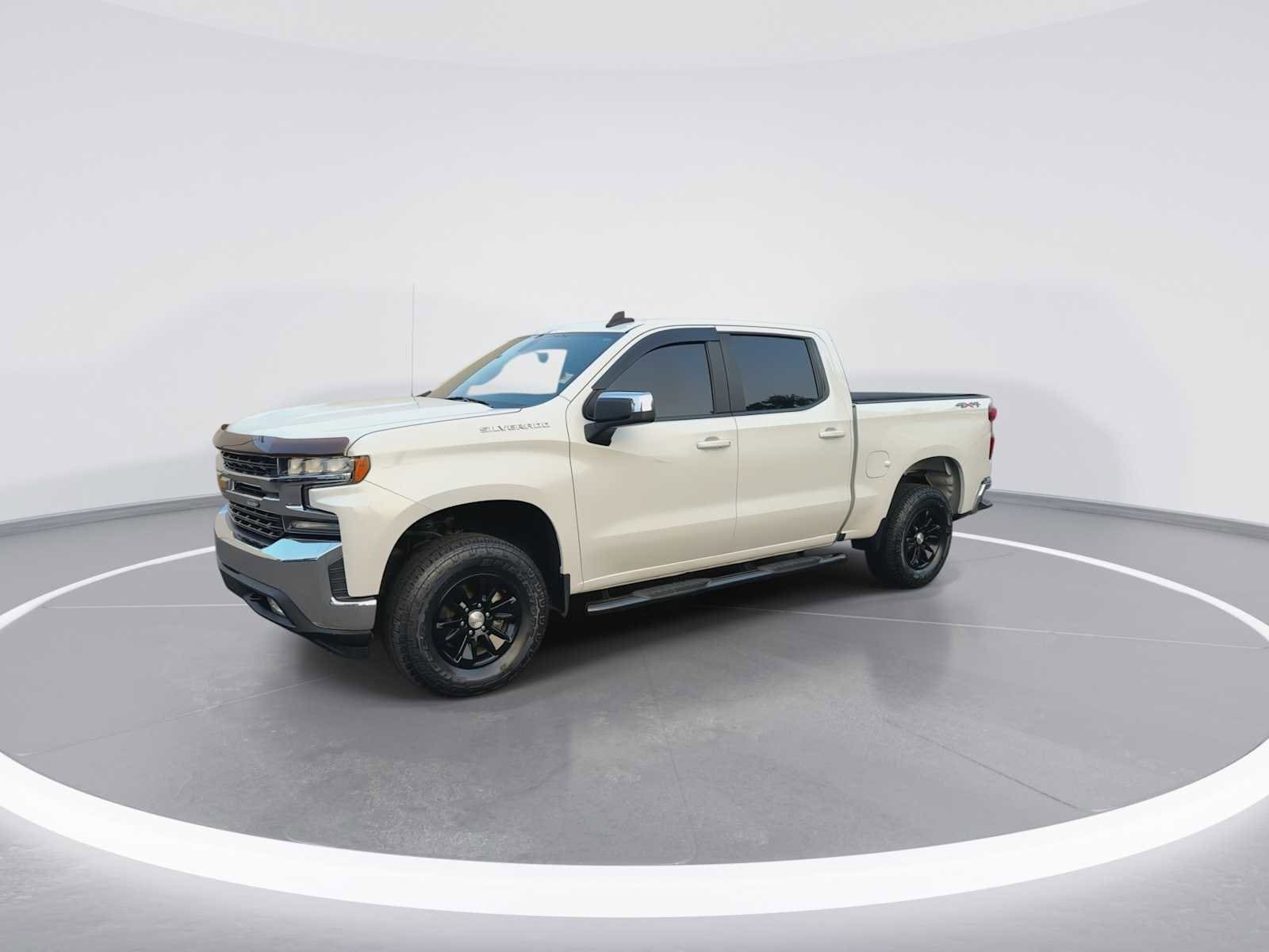 Thumbnail: 2020 Chevrolet Silverado 1500 - 4