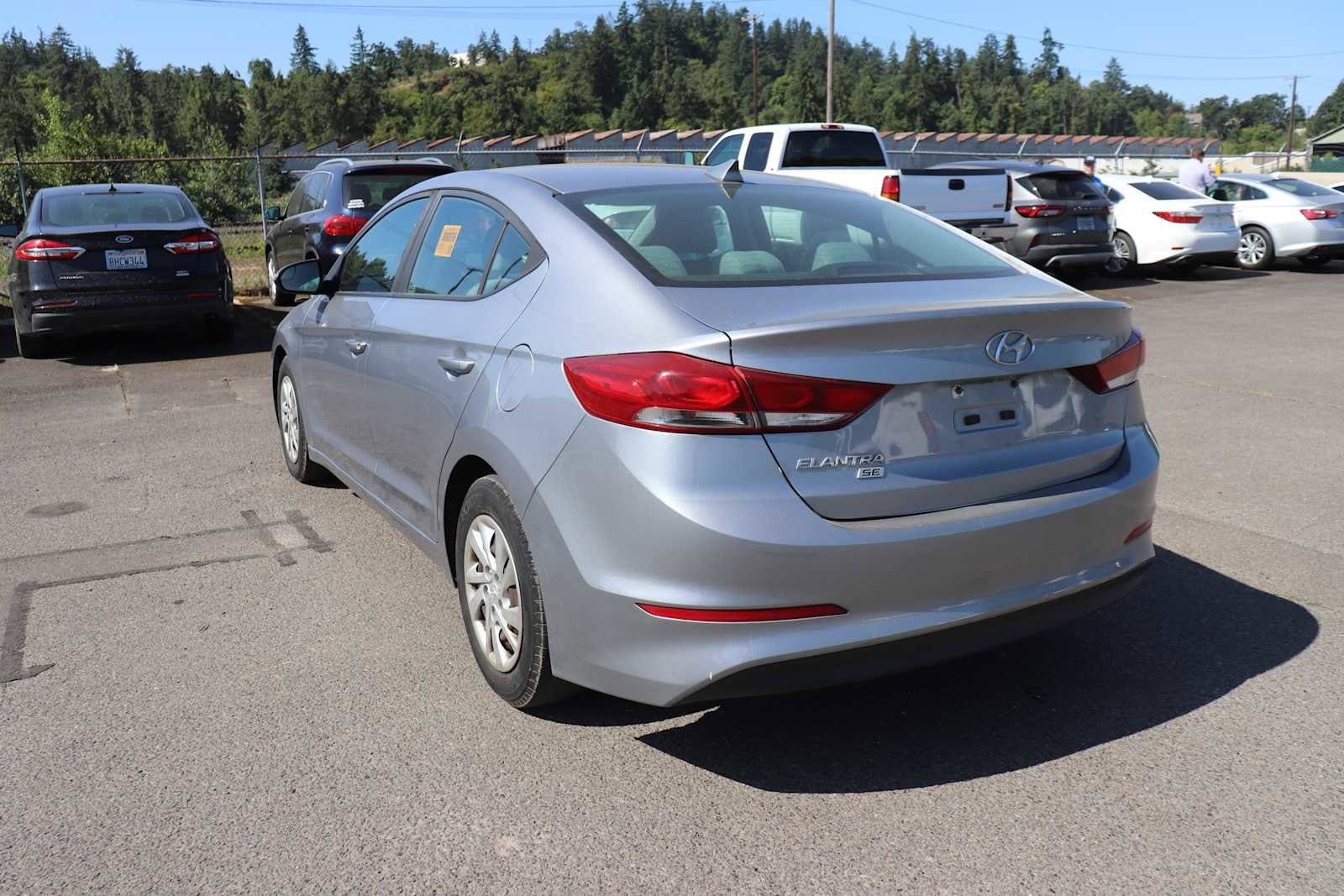 2017 Hyundai Elantra SE 7