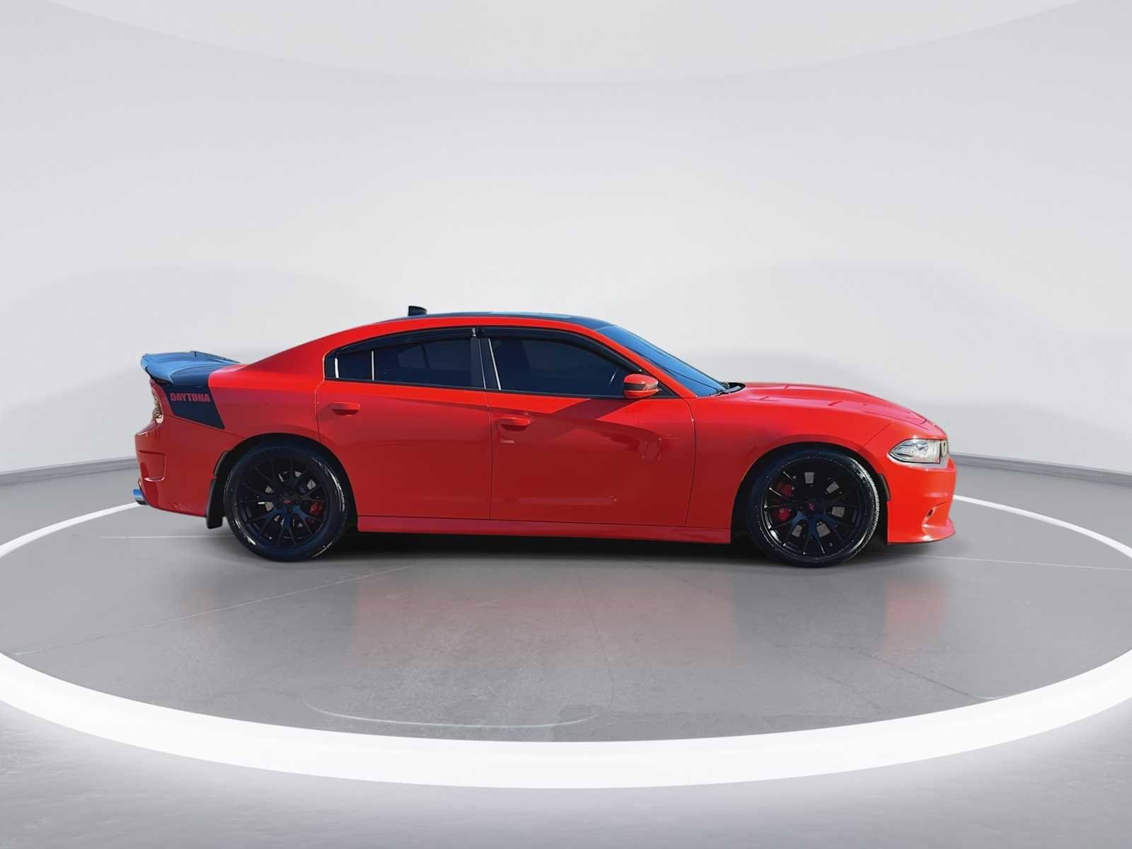 Thumbnail: 2018 Dodge Charger - 9