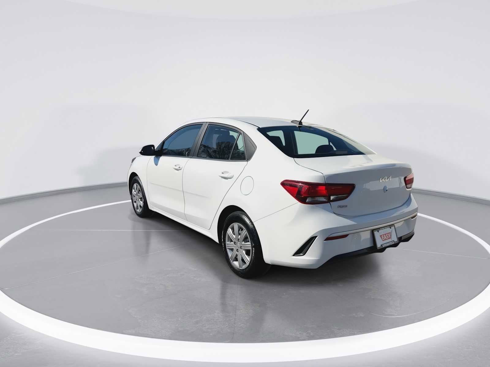 Thumbnail: 2022 Kia Rio - 6