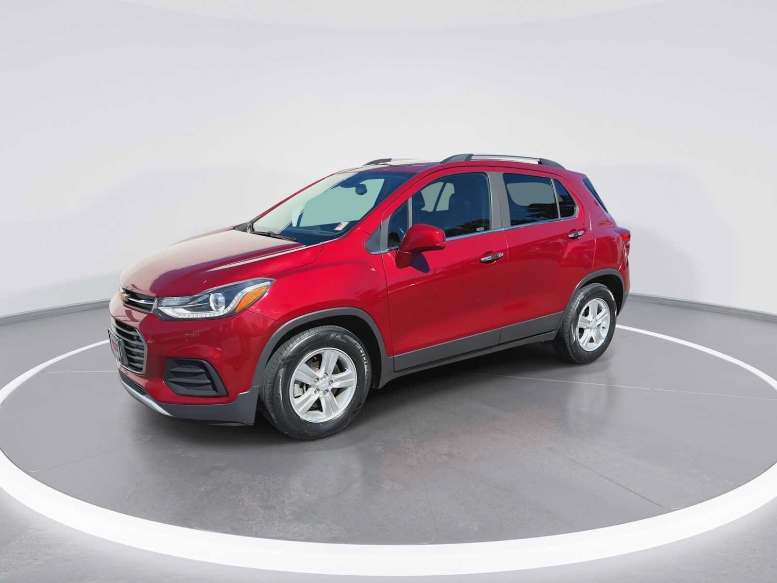Thumbnail: 2018 Chevrolet Trax - 3